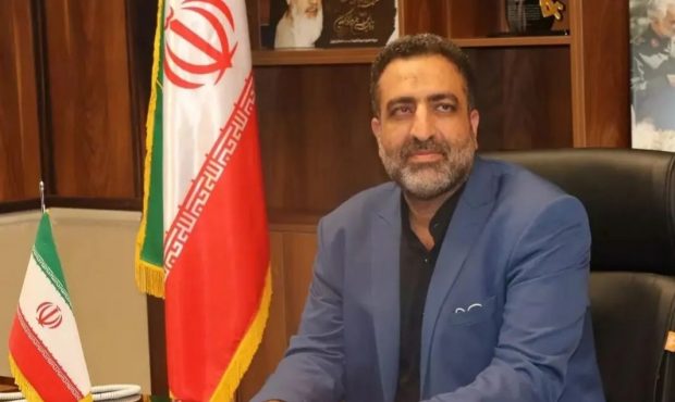 نزدیک به دو میلیارد تومان پول شهرداری پاکدشت گم شده است / اختیارات مالی شهردار از ۸۰۰ میلیون به ۸۰ میلیون تومان رسید/ بین گزینه های تصدی مدیریت شهری شیخ ویسی سرآمد نبود/ شهردار پاکدشت کارت زرد را از شورا گرفت